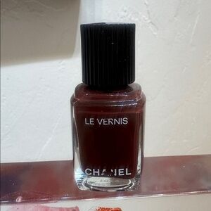 Chanel Nail Polish 907 Rouge Brun Never Used